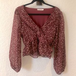 NWOT LUSH crop blouse.